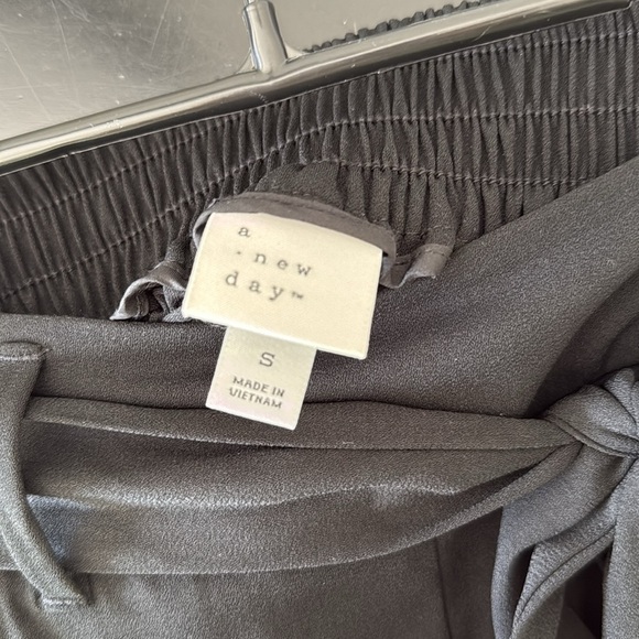 A New Day Paper Bag Waist Pants - Black - Picture 3 of 3